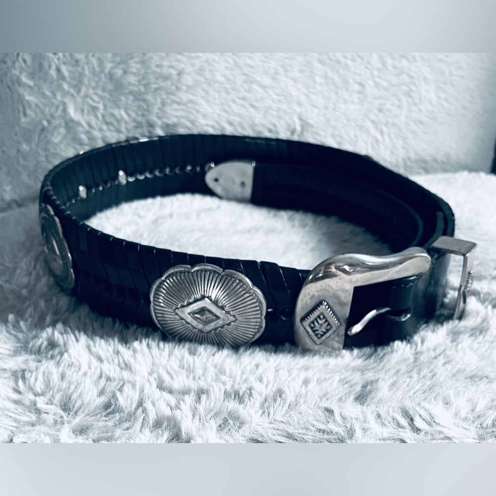 Woven Black Leather Belt with Large Silver Concho Accents Shnazi Buckle & Tip - Picture 9 of 14